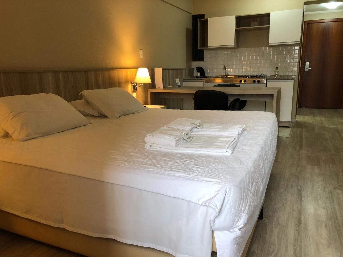Aquarius Flat Aptos E Suites Santa Cruz do Sul Esterno foto