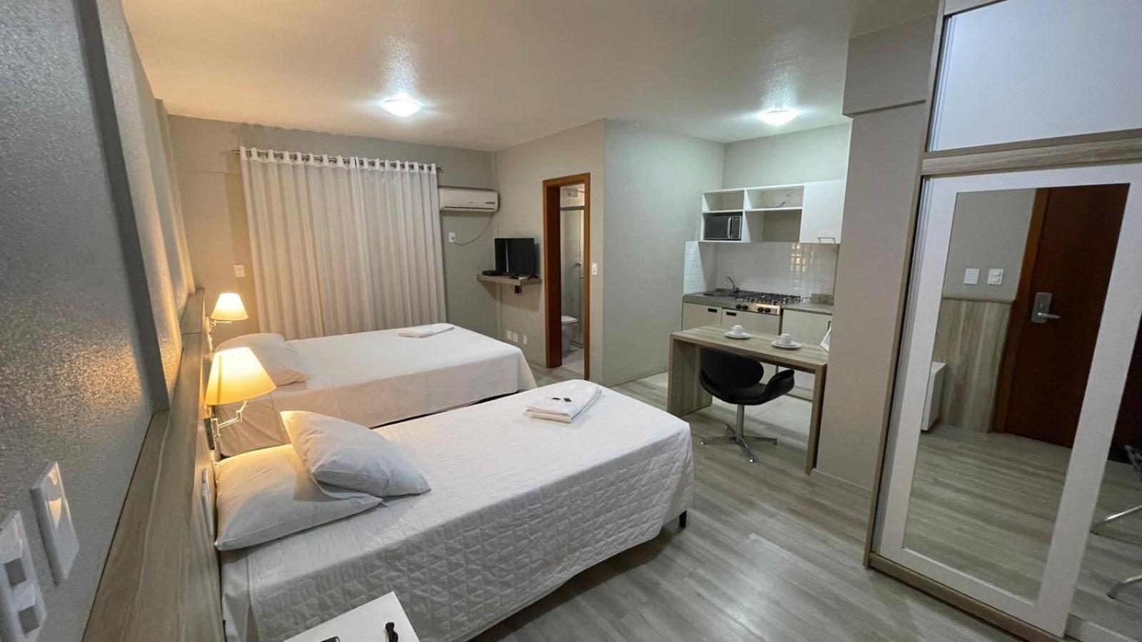 Aquarius Flat Aptos E Suites Santa Cruz do Sul Esterno foto