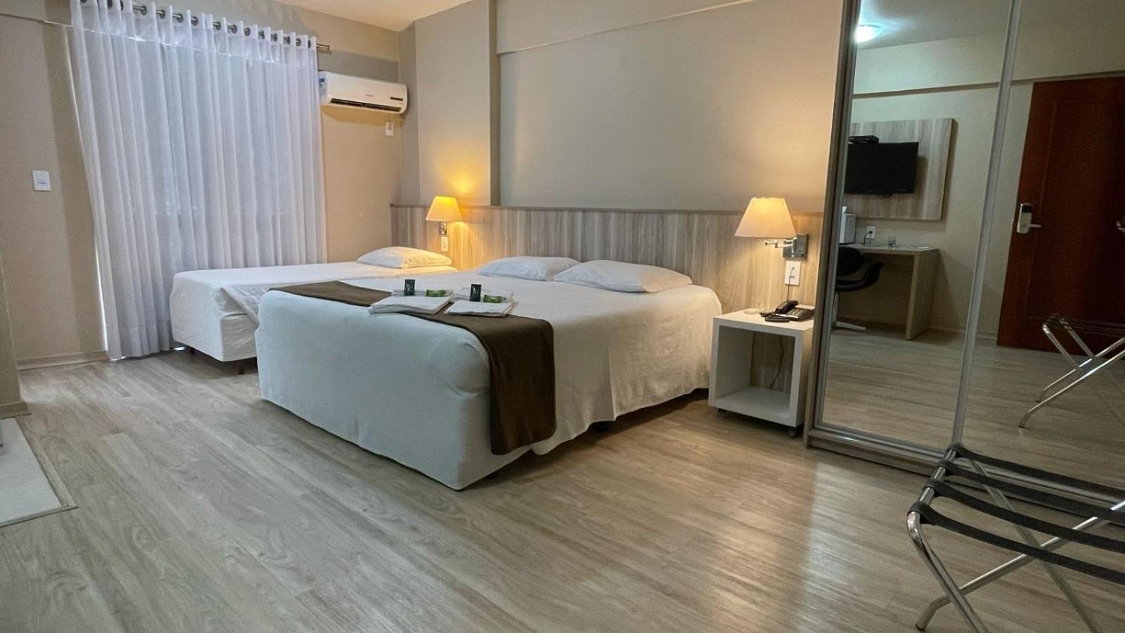 Aquarius Flat Aptos E Suites Santa Cruz do Sul Esterno foto